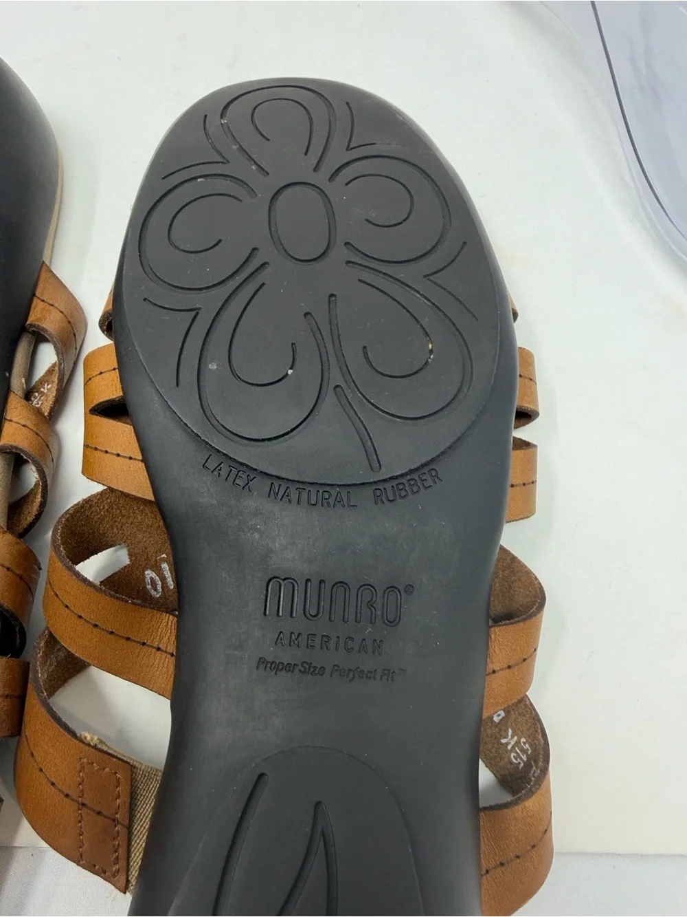 Munro Brown Cutout Slide Sandals Size 10 Excellent Condition